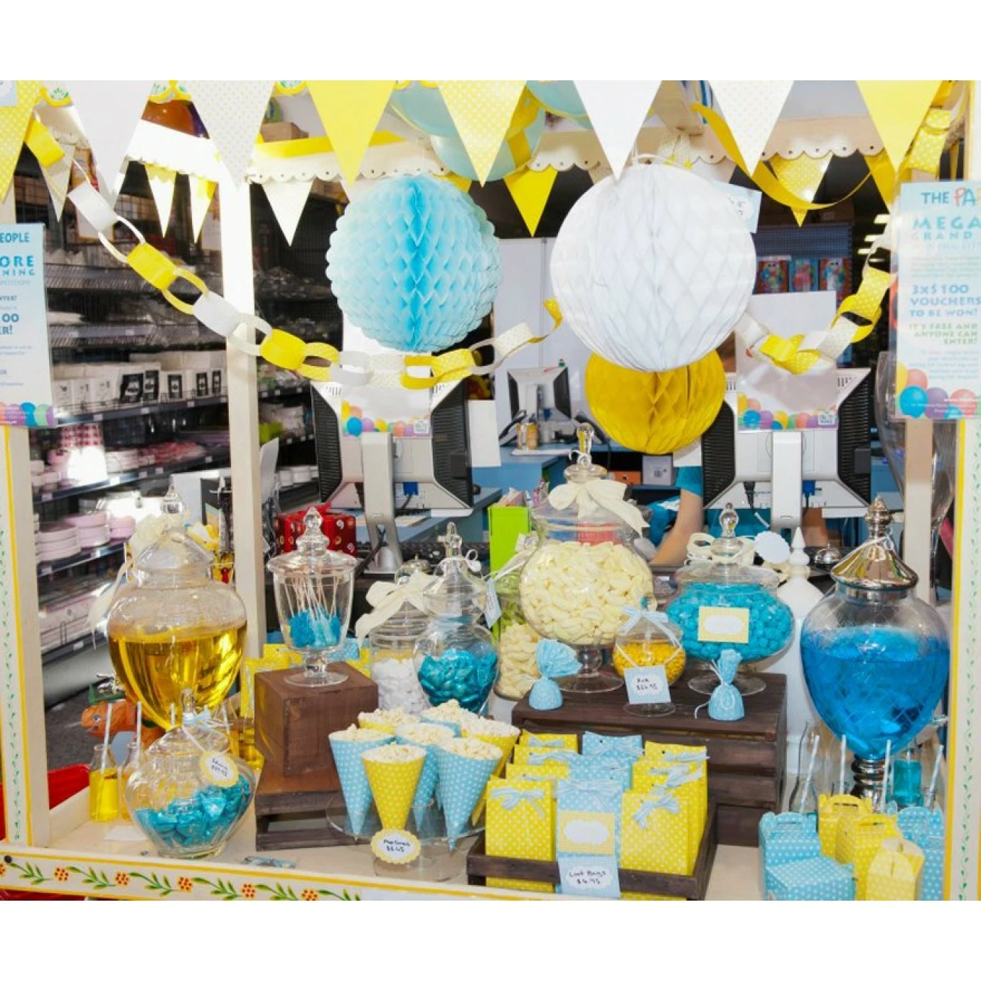 Cups, Blue W/Polka Dots 12 Pk 4 Cups, Blue W/Polka Dots 12 Pk - Image 2